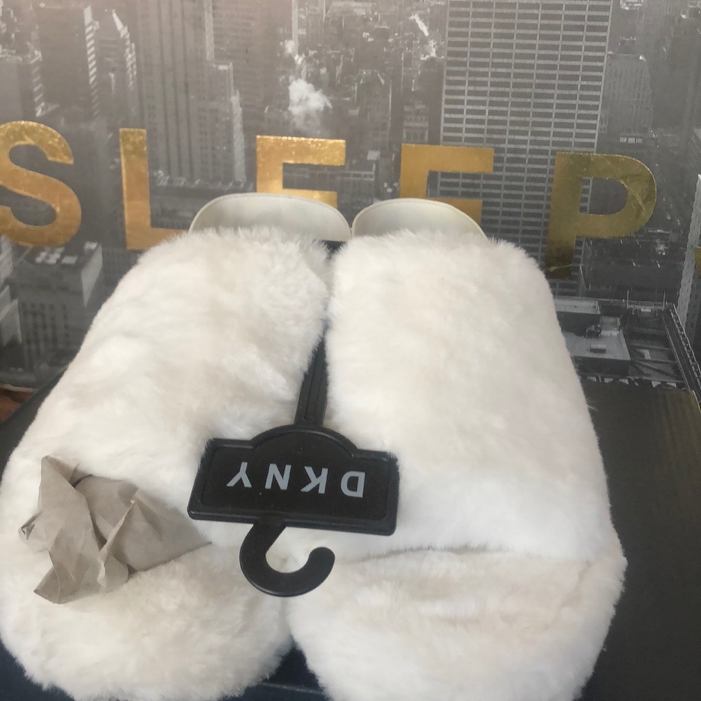Dkny slippers